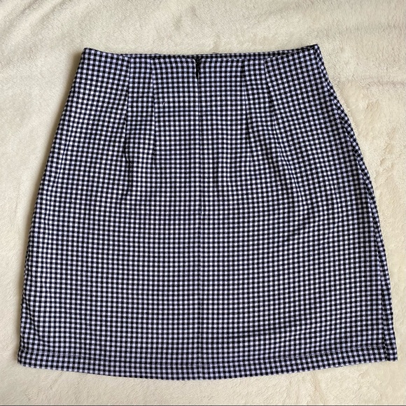 Brandy Melville Black Gingham Cara Skirt - Picture 4 of 7